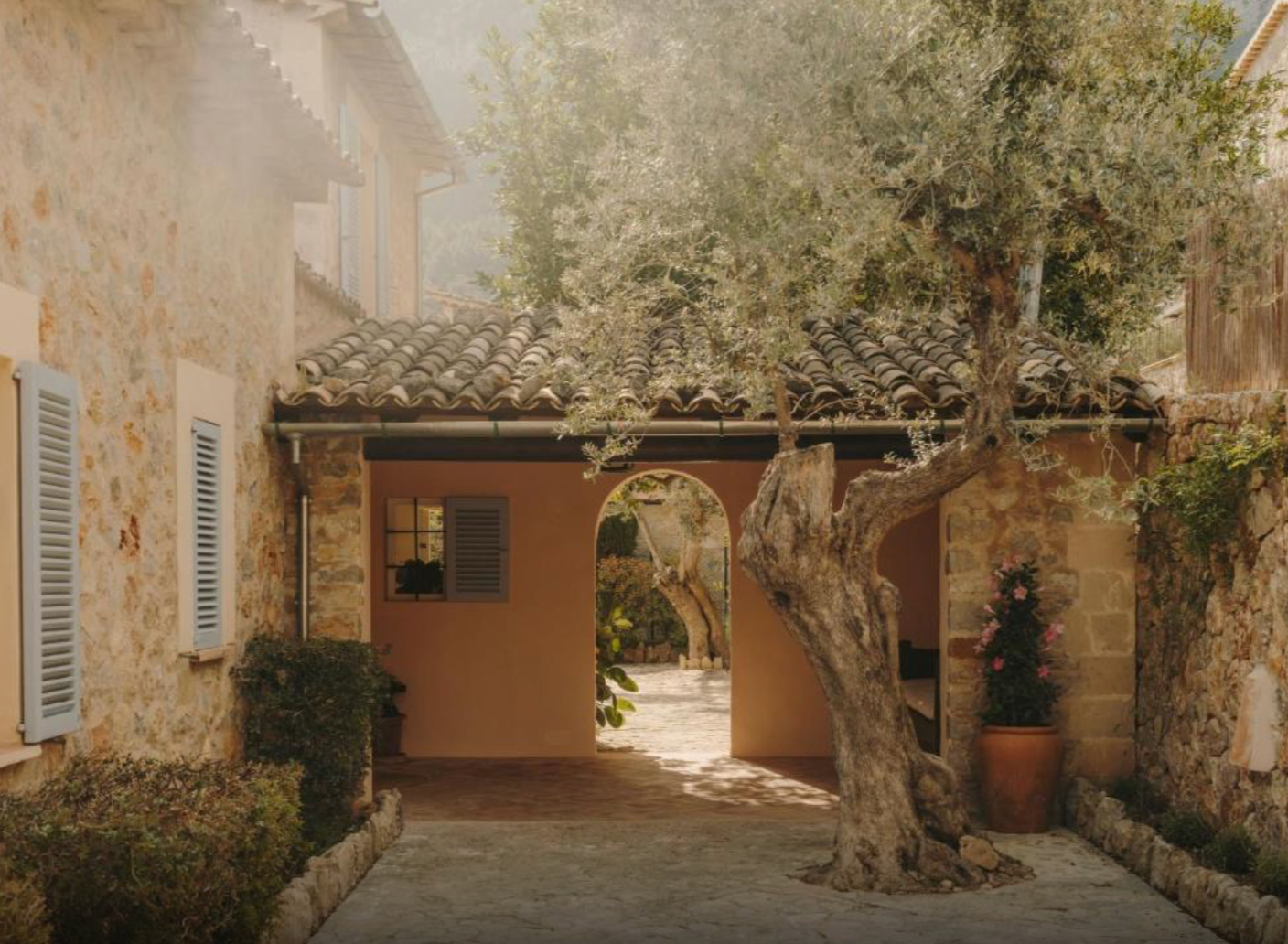 Yoga e trekking nel cuore della Tramuntana – Mallorca - Deià - 8 giorni